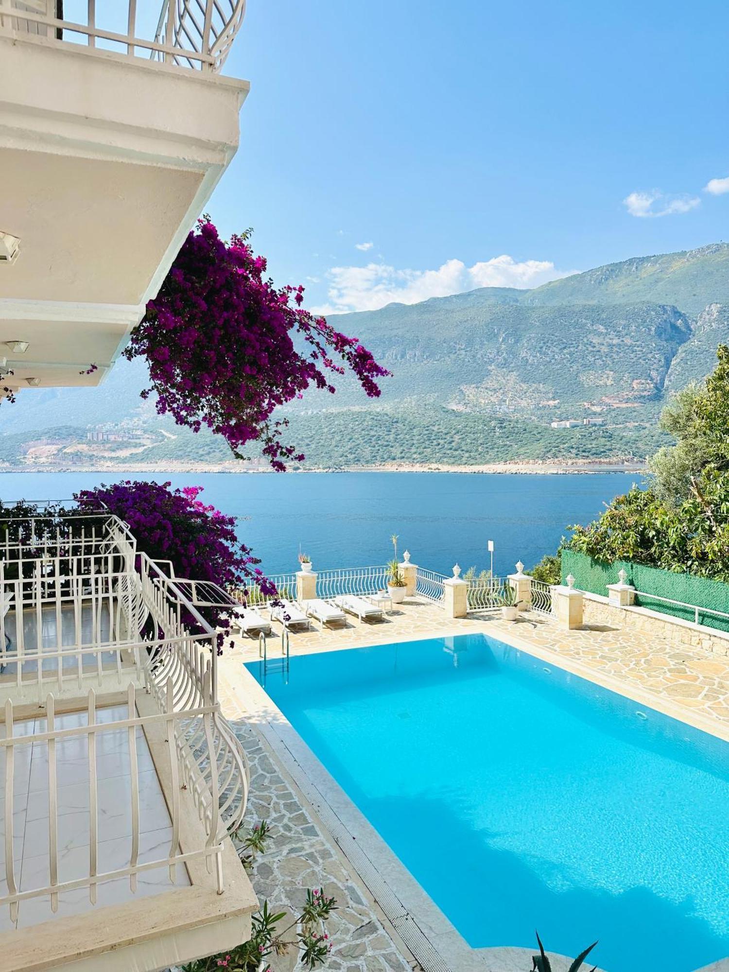 Club Capa Hotel Kas Exterior photo