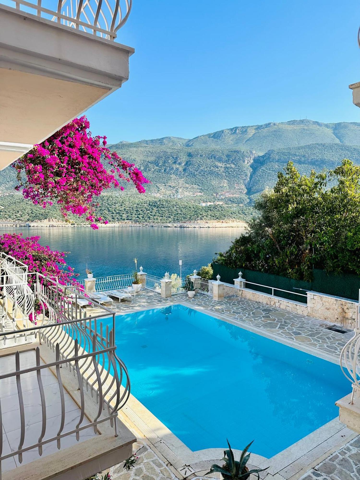 Club Capa Hotel Kas Exterior photo