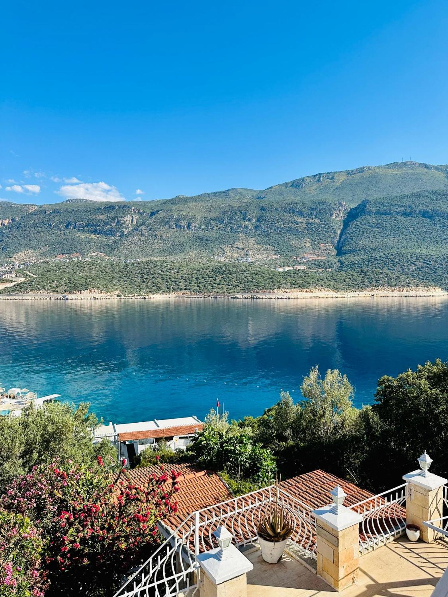 Club Capa Hotel Kas Exterior photo