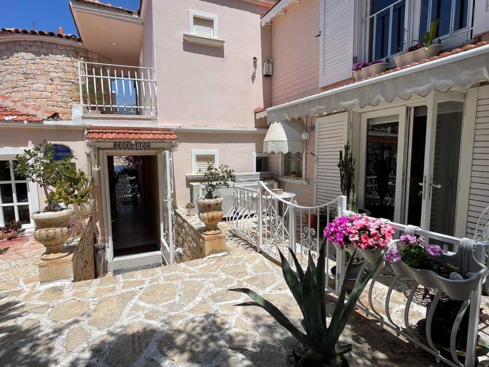 Club Capa Hotel Kas Exterior photo